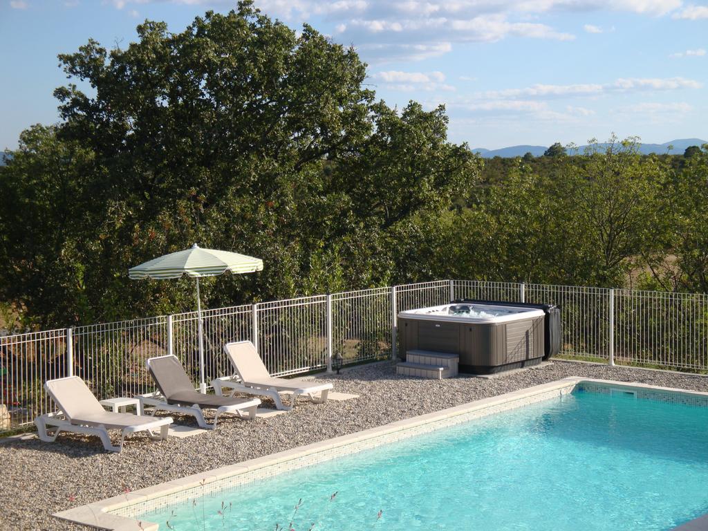Les Villas de Perret Joyeuse Habitación foto