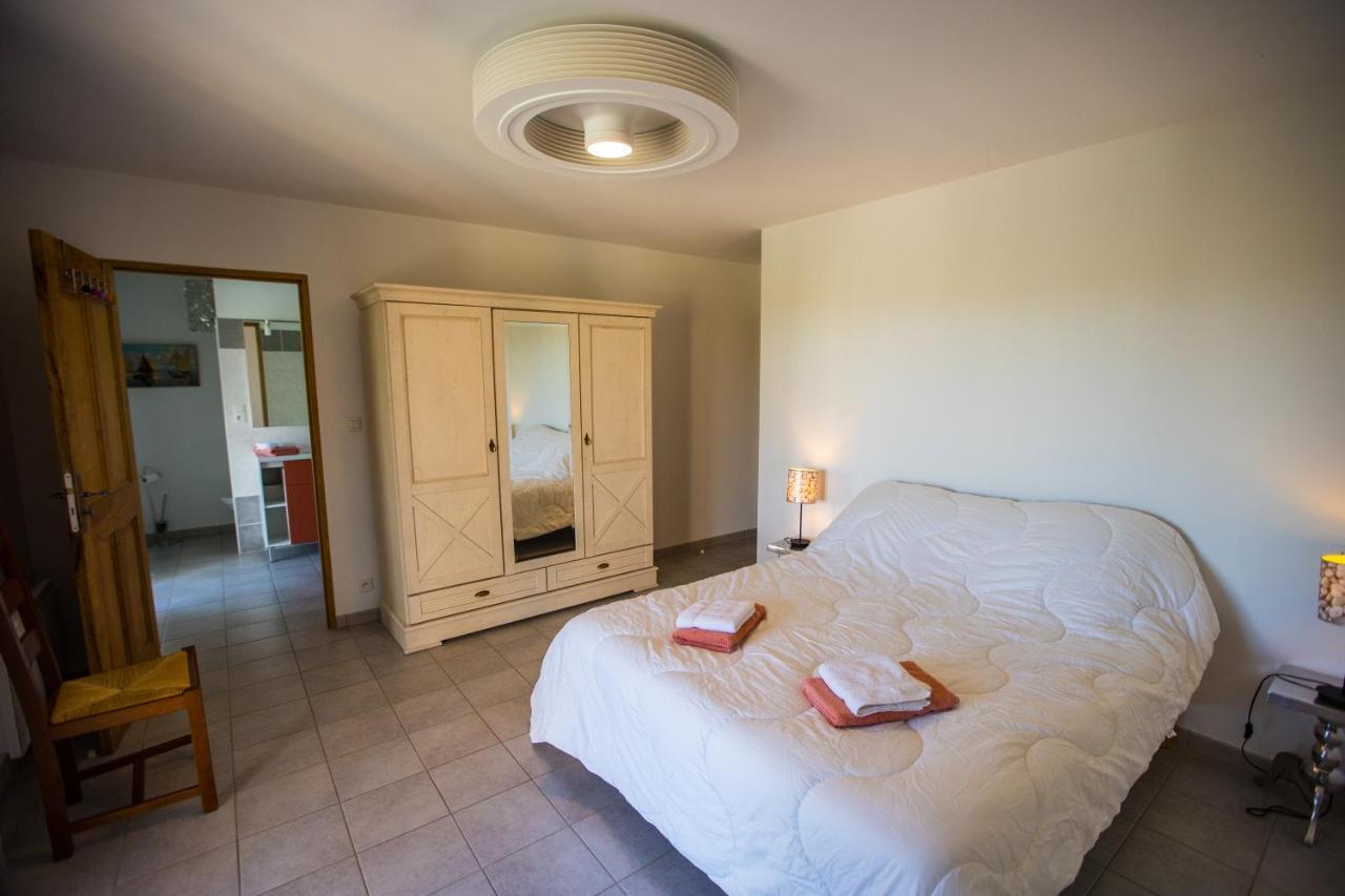 Les Villas de Perret Joyeuse Exterior foto