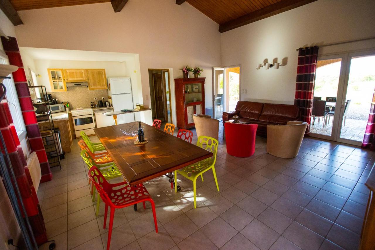Les Villas de Perret Joyeuse Exterior foto